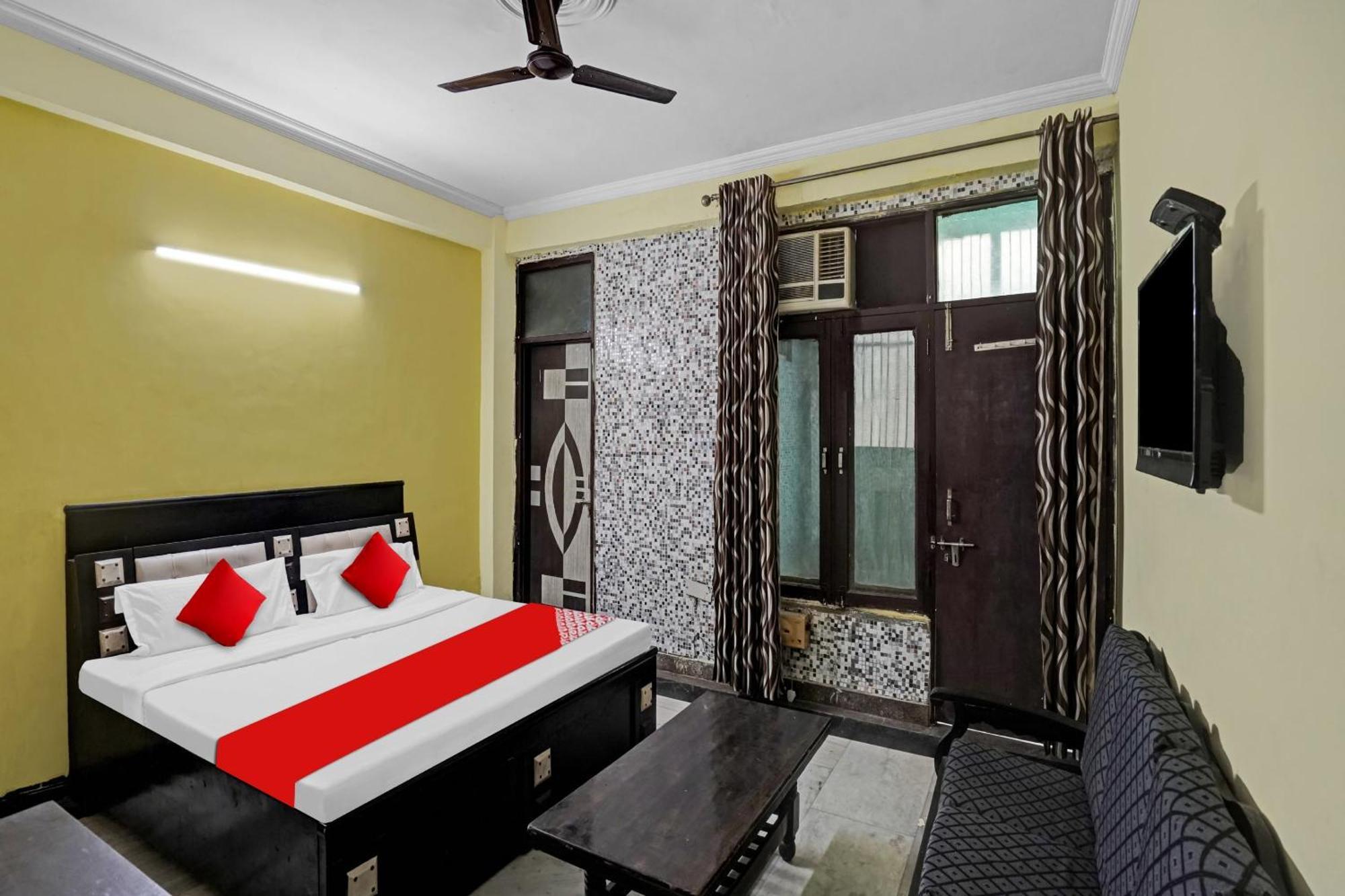 Hotel O Park View Noida Buitenkant foto
